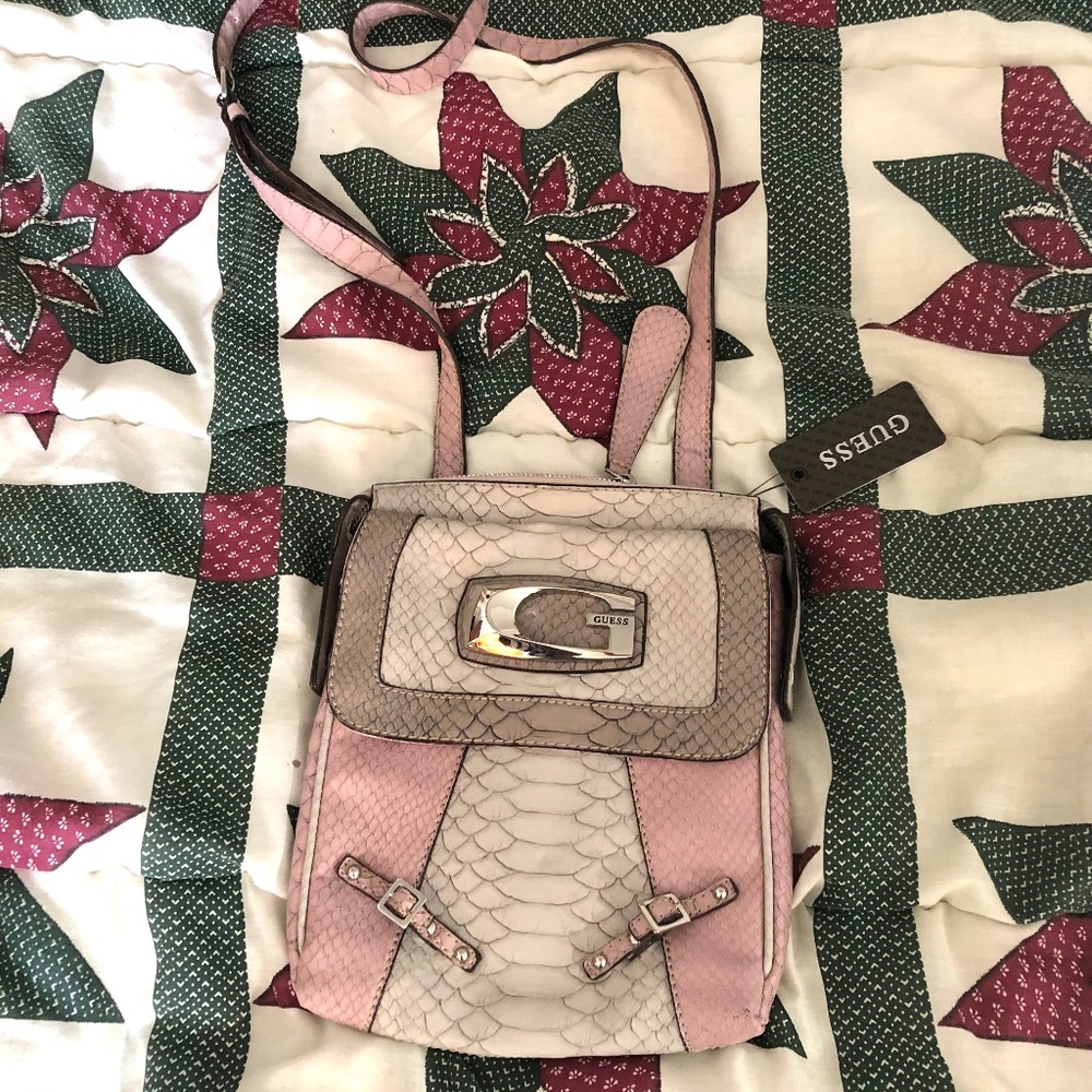 NWT Guess Crossbody Purse (pink and grey)